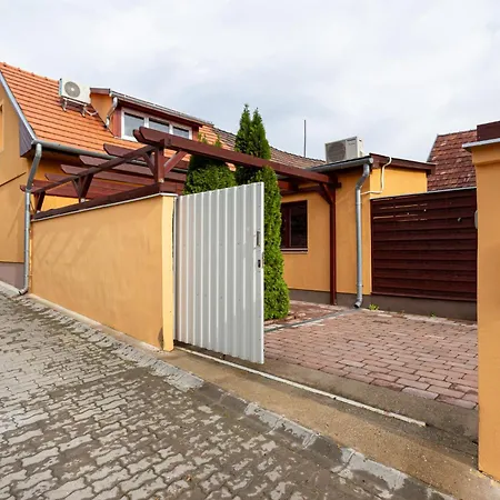 Rivercity South Buda Hills