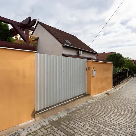 Rivercity South Buda Hills Appartement Boedapest